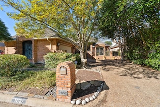 14787 Buckingham Ct, Dallas, TX 75254