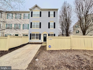160 Heathfield Dr, Frederick, MD 21702
