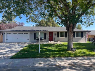 370 S Sun Burst Way, Boise, ID 83709