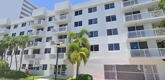 1665 Bay Rd Unit 415, Miami Beach, FL 33139