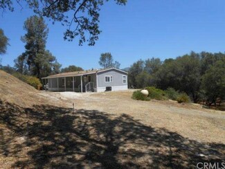 34112 Jennifer Ln, Coarsegold, CA 93614