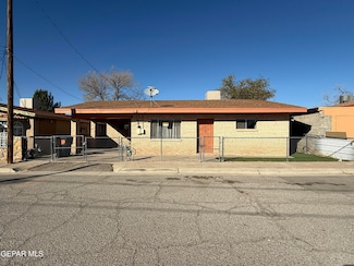 518 E Washington St, Anthony, TX 79821