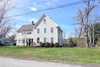 26 Ely St, Littleton, NH 03561