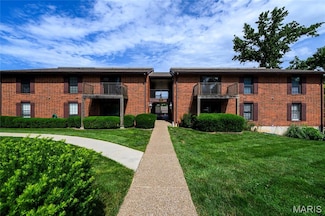 5555 Heintz Rd Unit 10, Saint Louis, MO 63129