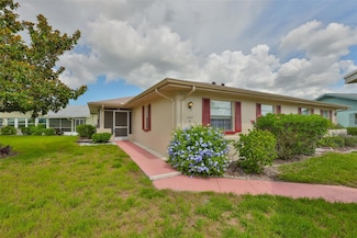 304 Fowling Ct Unit A, Sun City Center, FL 33573