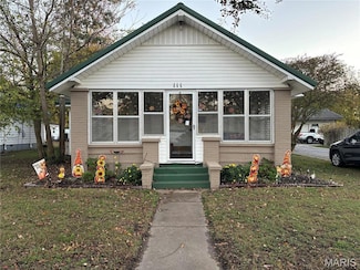 111 W Broadway St, Hayti, MO 63851