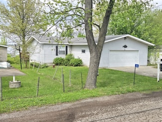 260 Lake St, Marquette, WI 53947