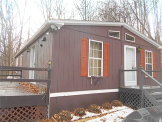 8344 S East Bluff Drive Rd, Jerusalem, NY 14527