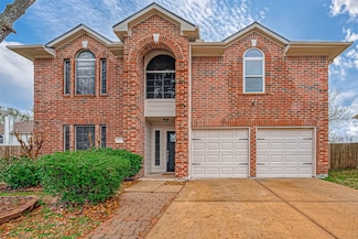 1839 Oak Ridge Dr, Kemah, TX 77565