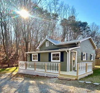 1294 E Main St, Stanley, VA 22851