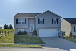 7231 N 90th St, Omaha, NE 68122