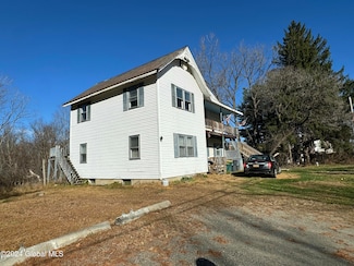 3453 New York 67, Buskirk, NY 12028