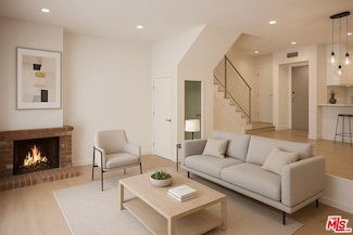 508 N Kings Rd Unit 4, West Hollywood, CA 90048