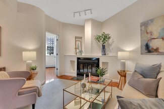 159 Newark St Unit 3D, Hoboken, NJ 07030