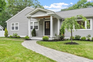 2028 Main St, Concord, MA 01742