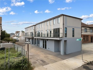 35 Keen Ct, Brooklyn, NY 11229