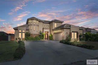 5572 Lovers Ln, Brownsville, TX 78526