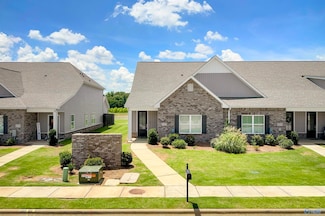 3217 Mcclellan Way SE, Decatur, AL 35603