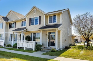 2819 Ashland Ct, Altoona, IA 50009