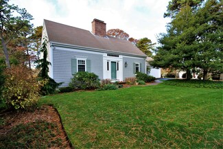 106 Greenland Cir, South Dennis, MA 02660