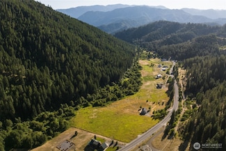 10479 Eagle Creek Rd, Leavenworth, WA 98826