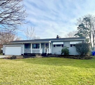 5763 Norwood Dr, Brookpark, OH 44142