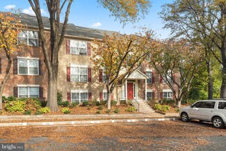 3804 Green Ridge Ct Unit 102, Fairfax, VA 22033