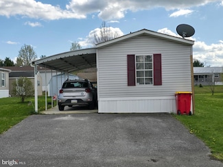 350 Cameo Dr, Fayetteville, PA 17222