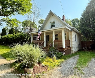 227 S Foster Ave, Lansing, MI 48912