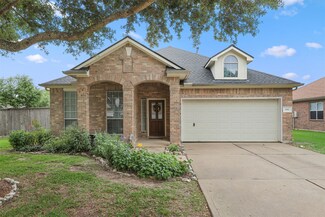 1910 Eden Glen Ln, Pearland, TX 77581