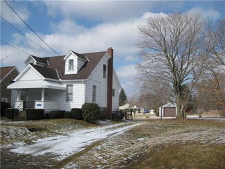 1169 Pleasant View Dr, Vandergrift, PA 15690