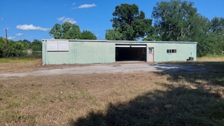610 New York St, Navasota, TX 77868