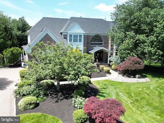 5 Stults Dr, Plainsboro, NJ 08536