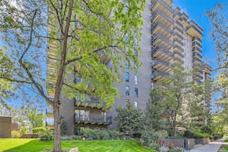 460 S Marion Pkwy Unit 102, Denver, CO 80209