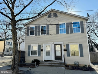 418 N Willow St, Trenton, NJ 08618
