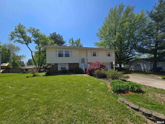7 Circle Dr, Mount Vernon, IL 62864