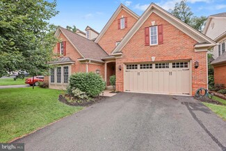 20375 Potomac Landing Terrace, Sterling, VA 20165
