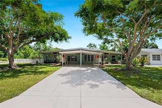 2003 Tetlow Place, Sarasota, FL 34239