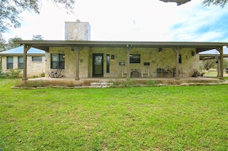 512 Soda Creek Rd, Spicewood, TX 78669