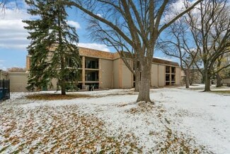 6328 Barrie Rd Unit 1L, Edina, MN 55435
