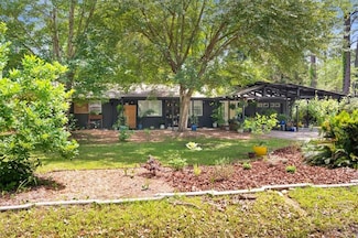 22 Bay Dr, Savannah, GA 31410