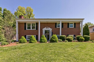 9214 Tangley Ln, Louisville, KY 40242