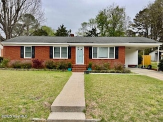 209 Nichols Dr, Greenville, NC 27858