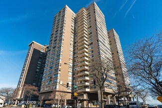 6301 N Sheridan Rd Unit 6V, Chicago, IL 60660