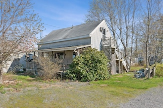 7 Bourne Ave Unit 2, Wells, ME 04090