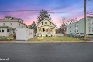 1912 8th St, Rensselaer, NY 12144