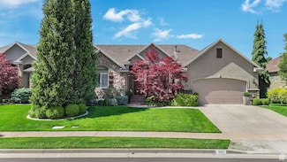 499 N Peacefield Dr, Layton, UT 84040