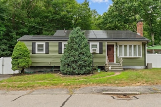 53 Rockwood St, Holbrook, MA 02343