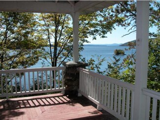 158 Pinnacle Ln, Charlotte, VT 05445