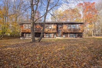 17 Parker Blvd, Monsey, NY 10952